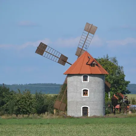 Vsejany Adela'S Czech Village House מראה חיצוני תמונה