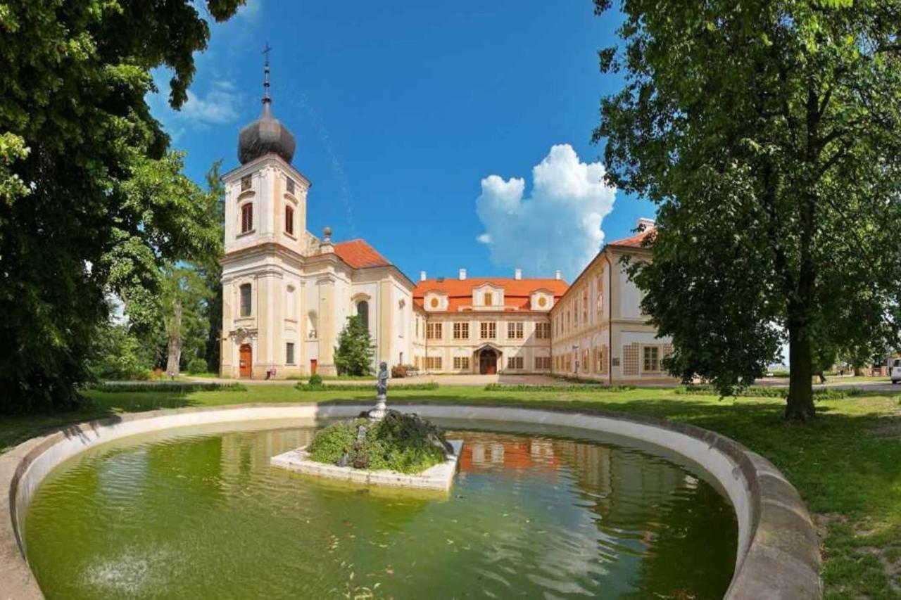 Adela's Czech